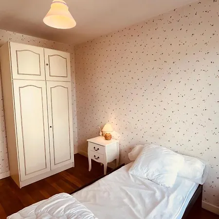 Apartment Le Centre Bourg, Situation Revee