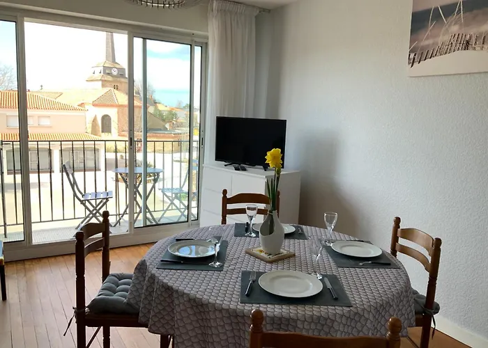 Le Centre Bourg, Situation Revee Апартаменты *