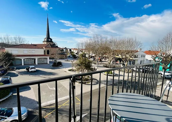 Le Centre Bourg, Situation Revee