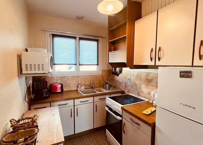 Le Centre Bourg, Situation Revee * Сен-Жан-де-Мон